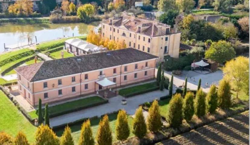 Agriturismo per 3 persone, con panorama e giardino in Provincia di Rovigo