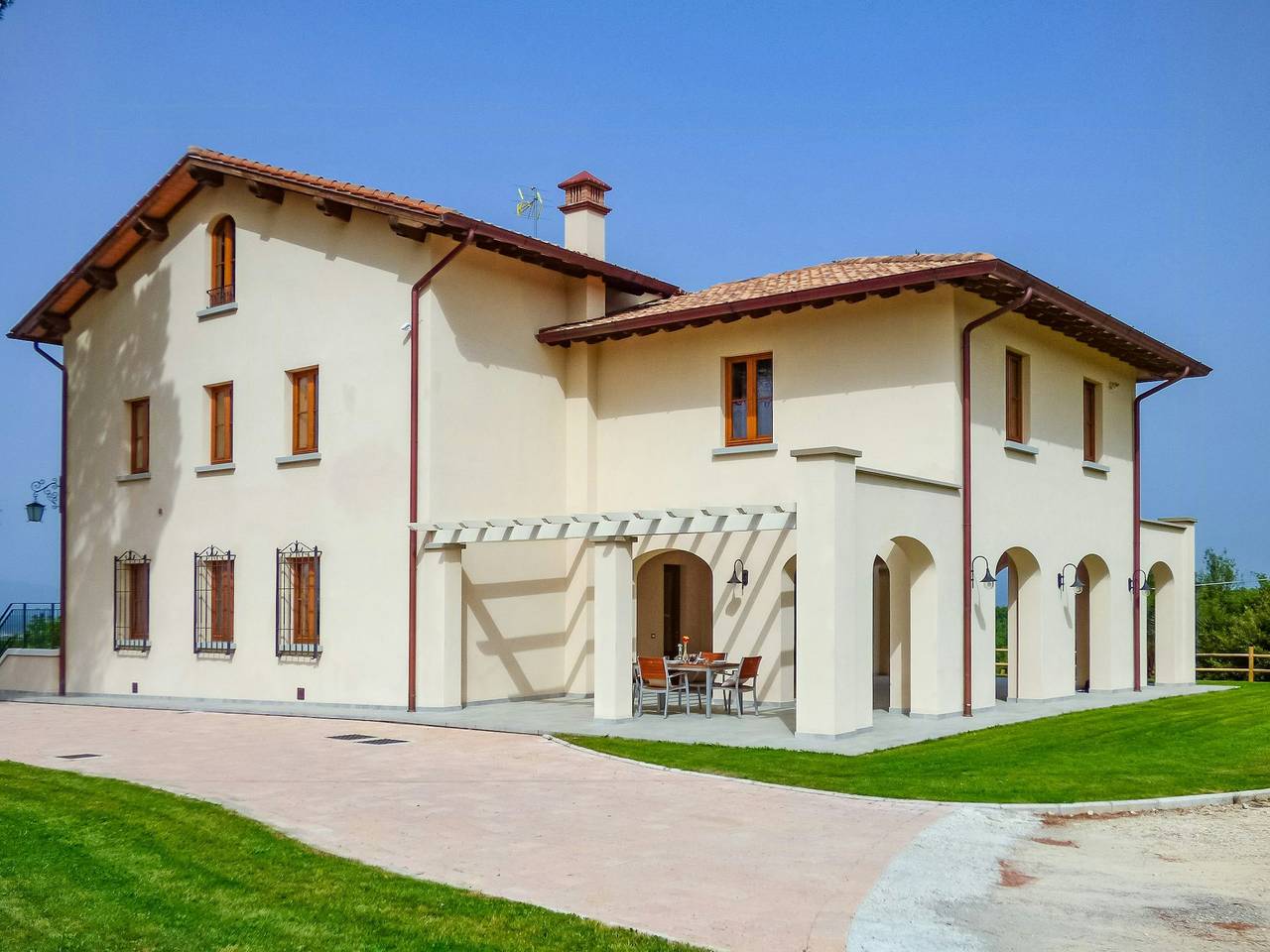 Ganze Wohnung, Ferienwohnung mit Pool in den Hügeln von Vinci in Larciano, Pistoia Provinz