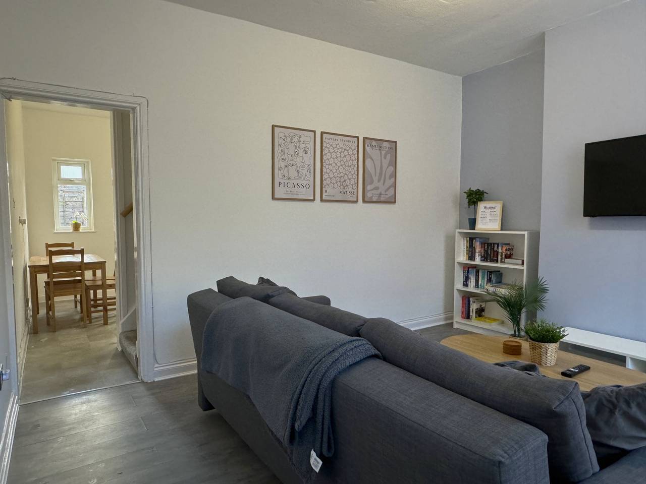 Modern spacious 2 br house in Leigh, free parking in Leigh, Grand Manchester