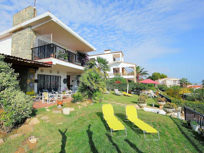 Chalet para 12 personas, con jardín y terraza en Bajo Penedés - 2