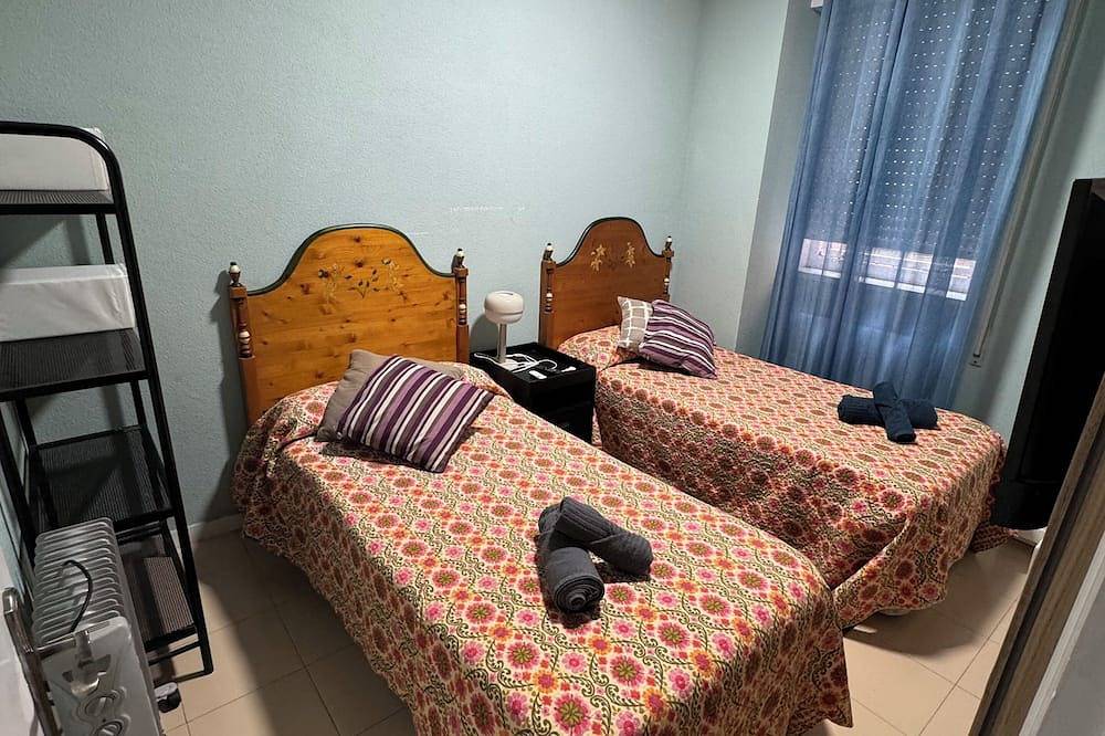 Entire apartment, Bec, Parking, 1 Wc and 1 toilet, Elevator. in Barakaldo, Bizkaia