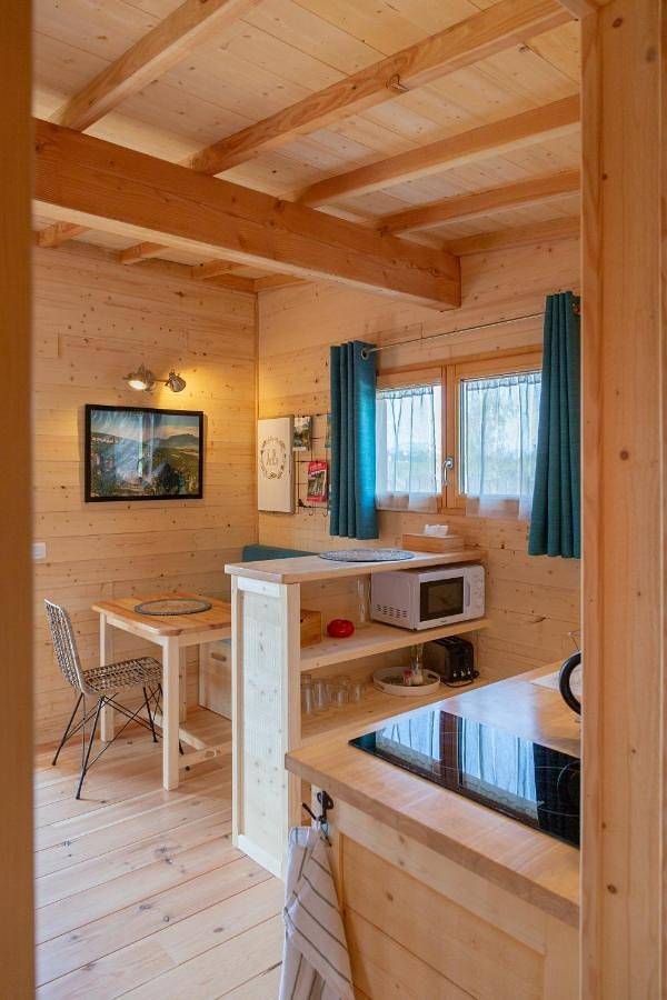 Gîte pour 2 personnes, avec jardin et jacuzzi dans Belley - 4
