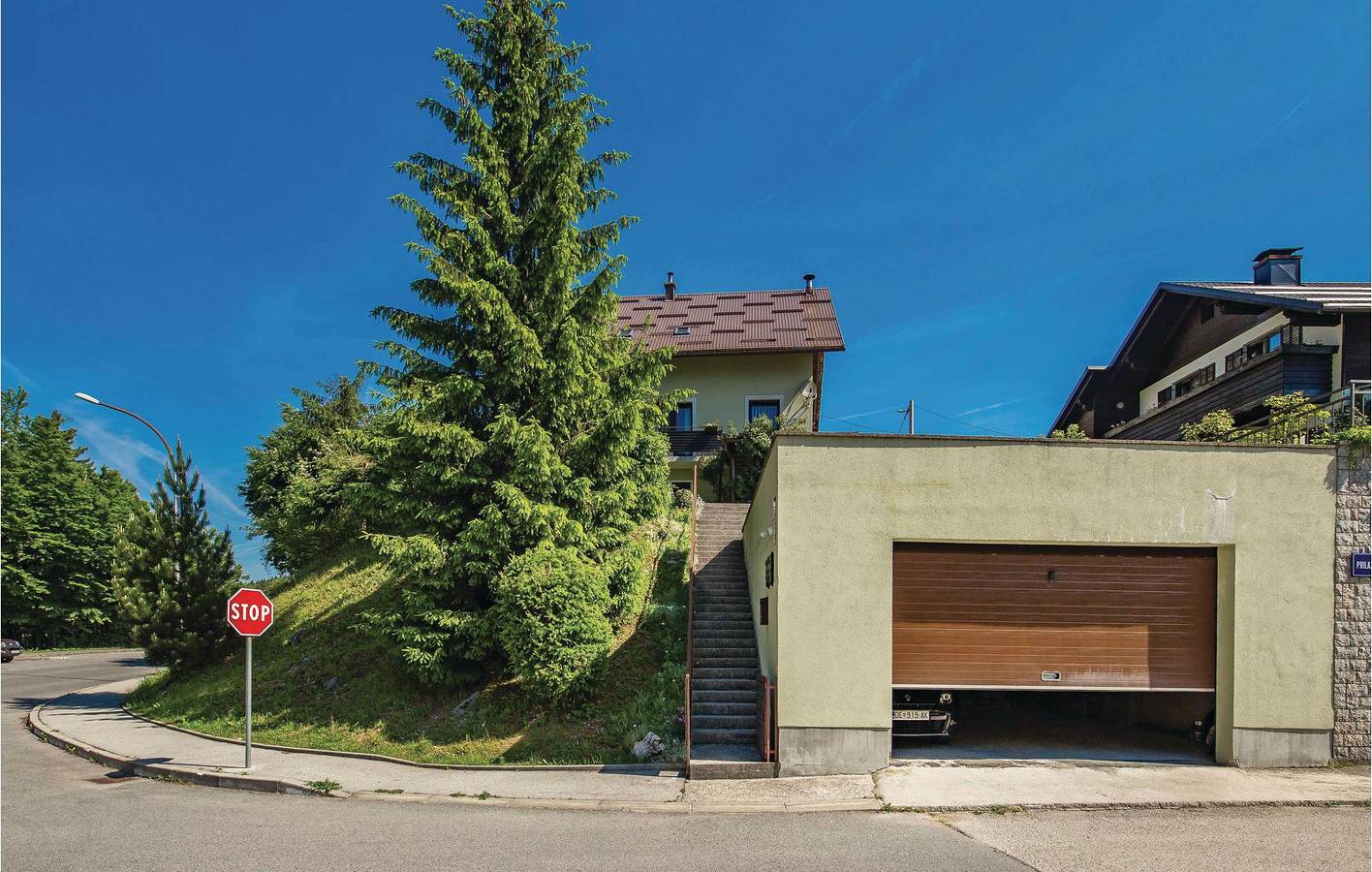 Ganze Ferienwohnung, Charmante Ferienwohnung in Delnice: WLAN, Parkplatz & Terrasse – 500 m zum Stadtzentrum in Delnice, Primorje-Gorski Kotar