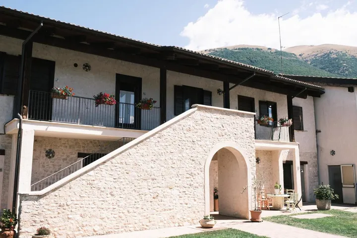 Apartamento de vacaciones para 2 personas, con vistas además de piscina y jardín, Se admiten mascotas - 1