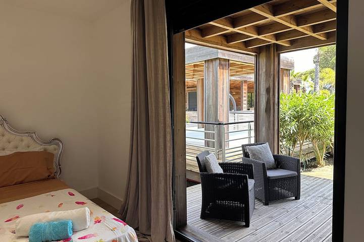 Location de vacances pour 6 personnes, avec jardin et terrasse dans Plage de la Marana - 4