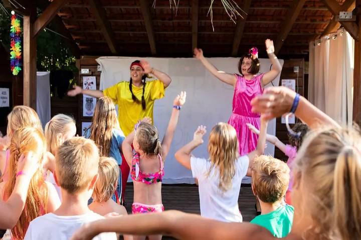 Camping pour 4 personnes, avec terrasse, animaux acceptés dans Île de France - 3