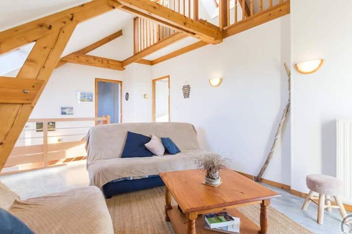 Gîte pour 8 personnes, avec jardin, animaux acceptés