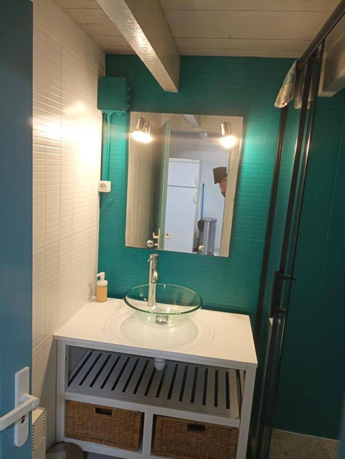 Gîte pour 4 personnes, avec jardin et terrasse dans Yves - 4