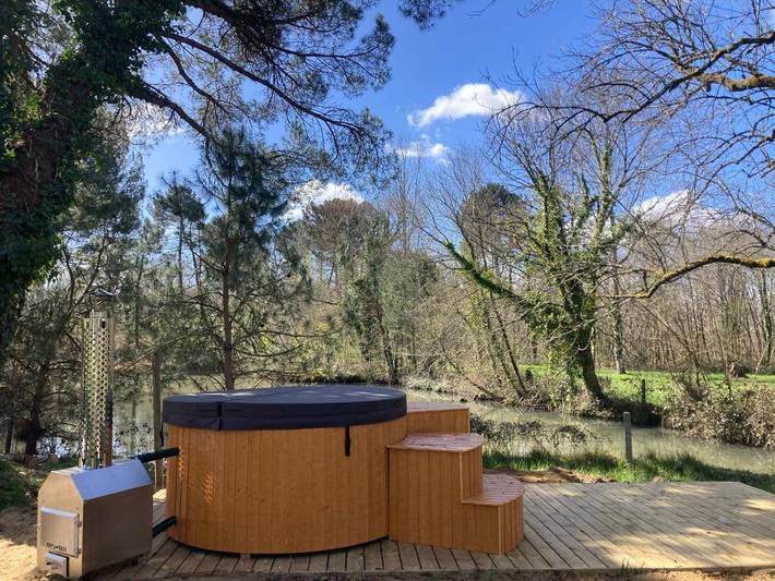 Gîte pour 2 personnes, avec vue et jardin, animaux acceptés à Montendre - 4