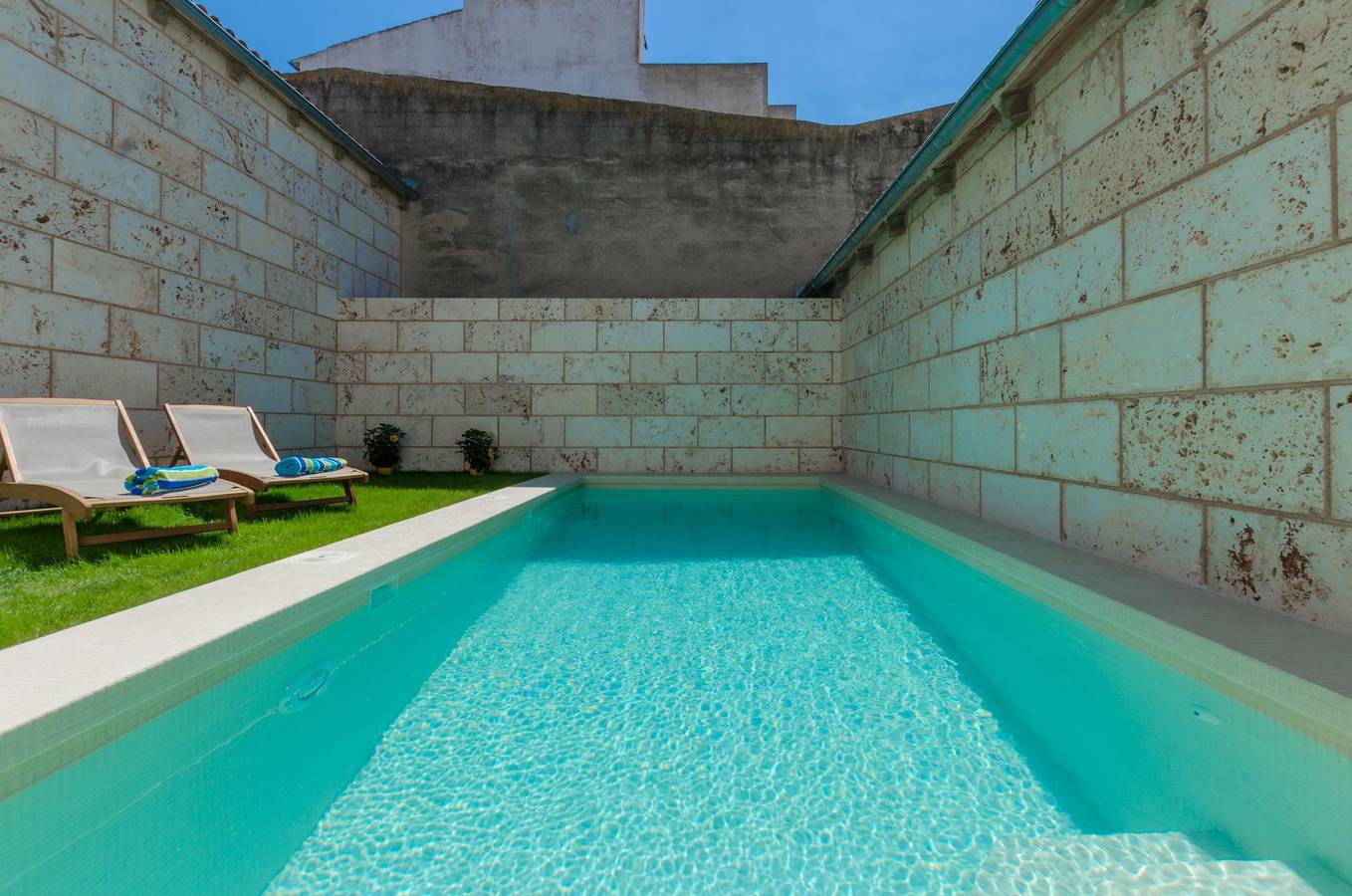Can Toni - Villa with private pool in Sa Pobla. Free Wifi in Sa Pobla, North Majorca