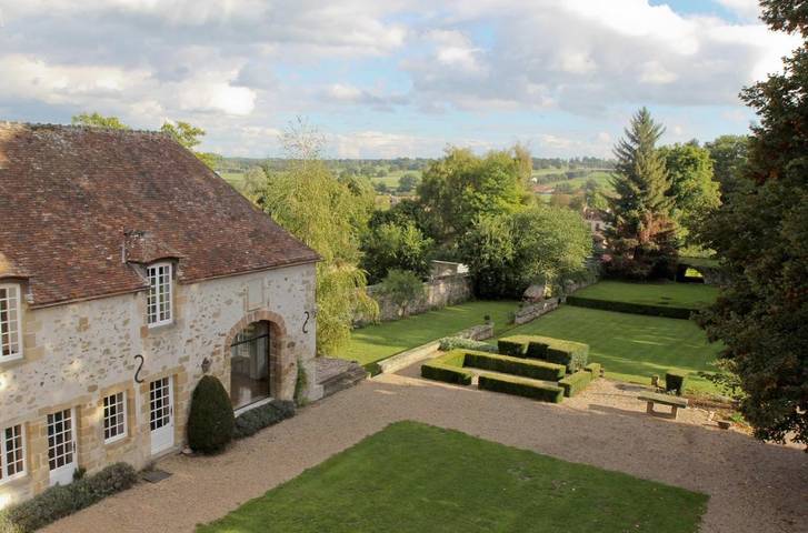 Location de vacances pour 3 personnes, avec vue ainsi que jardin et terrasse, animaux acceptés à Souvigny - 3
