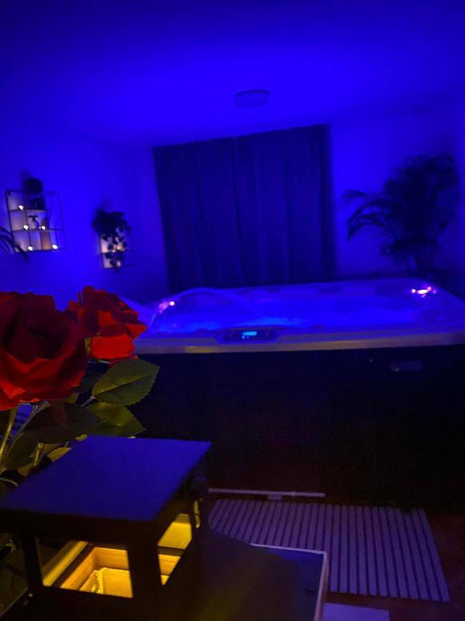 Dom gościnny dla 12 osób, z ogród i basen oraz sauna i widok, zwierzęta dozwolone w Bukowina Tatrzańska