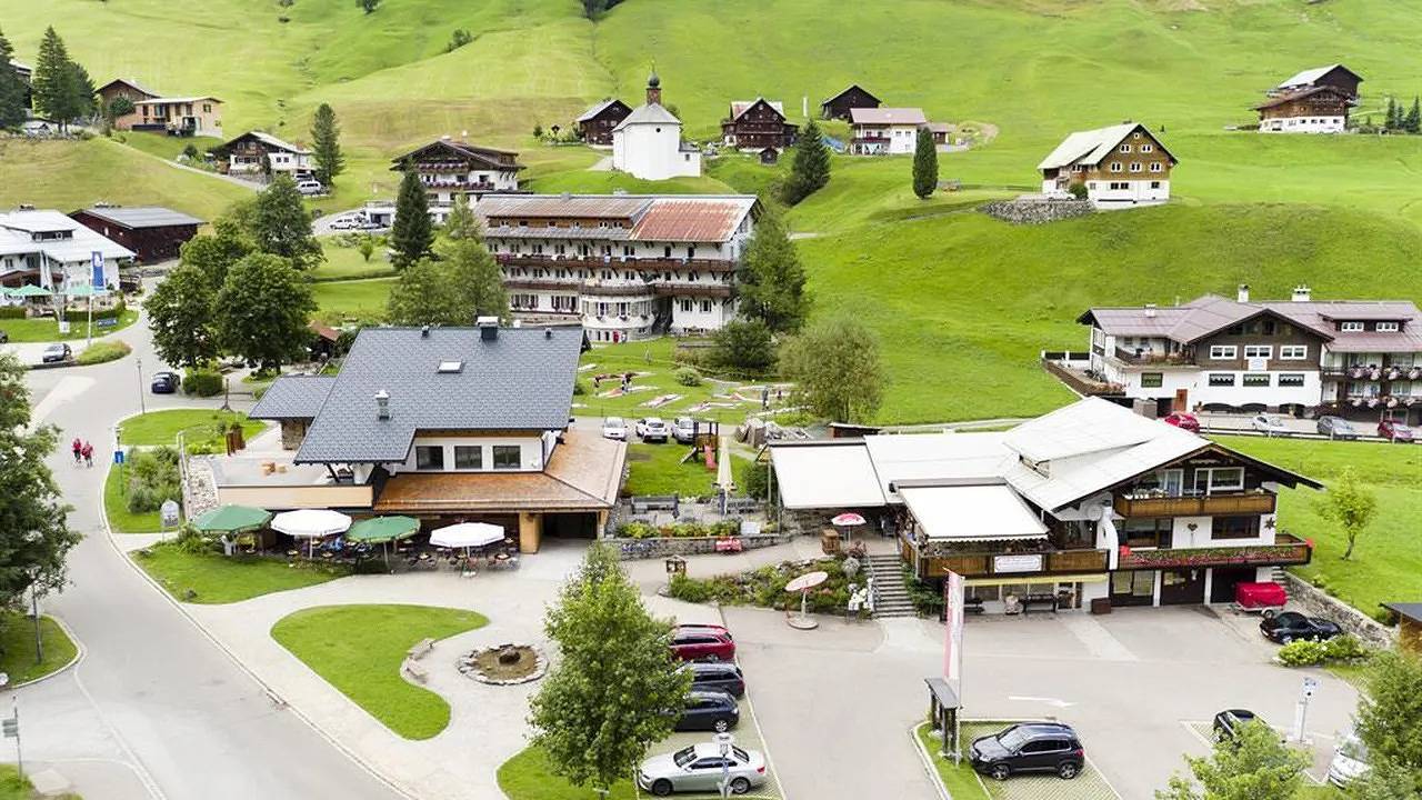 Ganze Ferienwohnung, Ferienwohnung für 4 Personen (70 m²) in Mittelberg (Kleinwalsertal) in Mittelberg, Kleinwalsertal