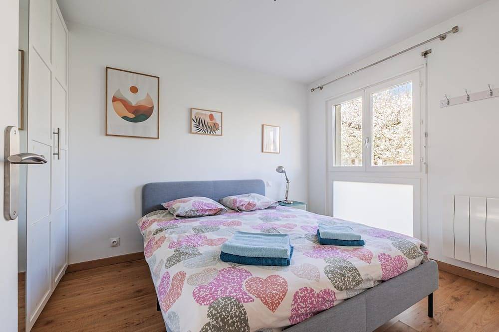 Ganze Wohnung, L'Obernoi, located in a private residence not far from the city center in Obernai, Region Sélestat-Erstein