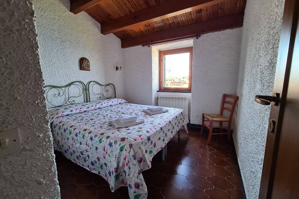Entire apartment, Isola Apartment with terrace and Stunning sea view in Corniglia, Comune di Vernazza