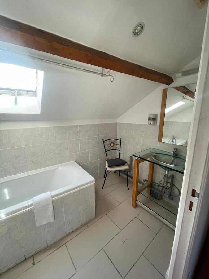 Gîte pour 6 personnes dans Musée Sainte Bernadette Moulin Lacadé Maison Paternelle - 3