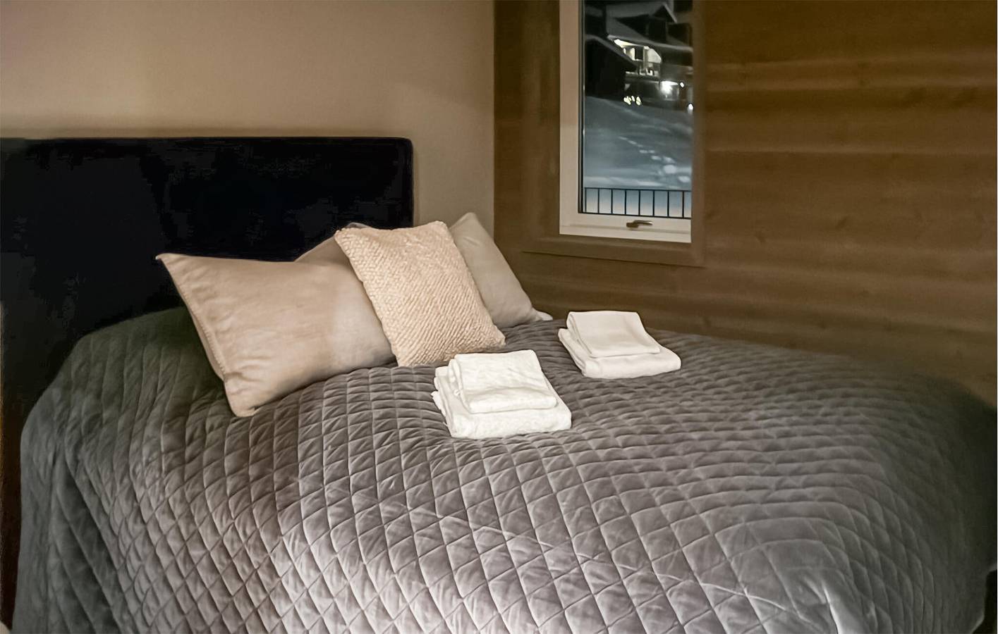 Hel ferielejlighed, Ferielejlighed for 5 personer med sauna in Geilo, Hol