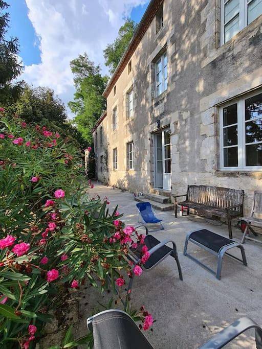 Location de vacances pour 15 personnes, avec vue et jardin à Pouzauges - 3