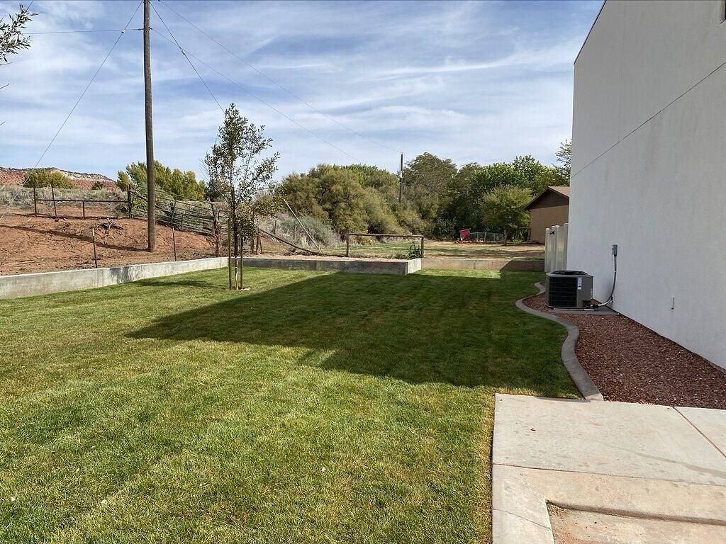 Gorgeous New Townhome with Hot Tub in Kanab, Grand Staircase Escalante National Monument