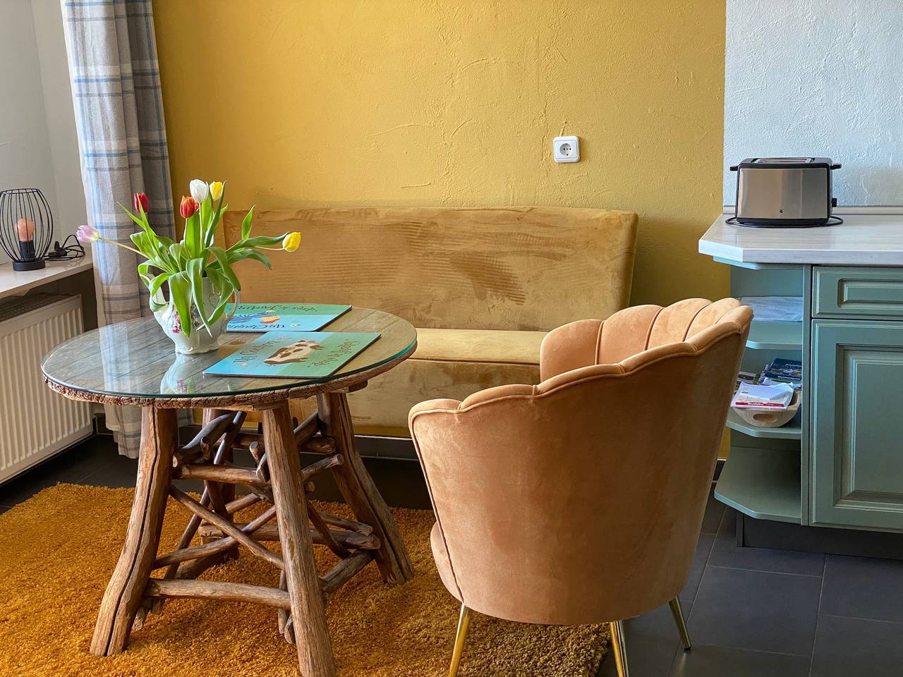 Ganze Wohnung, Apartment mit romantischem Garten an der Märchenstraße! in Reinhardshagen, Hessisches Bergland