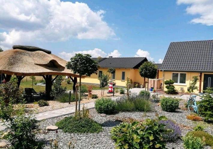 Camping für 3 Personen, mit Terrasse und Garten sowie Ausblick