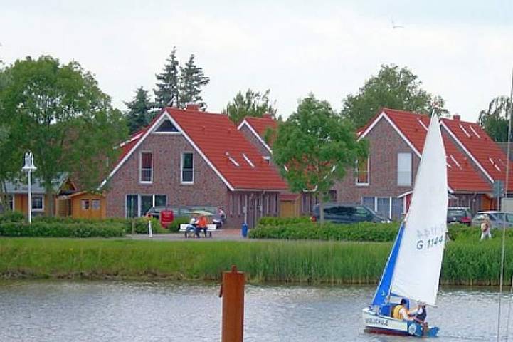 Ferienhaus für 5 Personen, mit Terrasse und Garten in Harlesiel