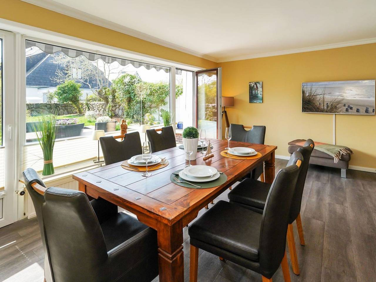 Ganze Ferienwohnung, Silwai Eg - 3-Zimmer App. für 4 Pers. mit Terrasse, Pkw-Stellplatz, Wlan, Haustiere erlaubt. in Sylt (Gemeinde), Sylt