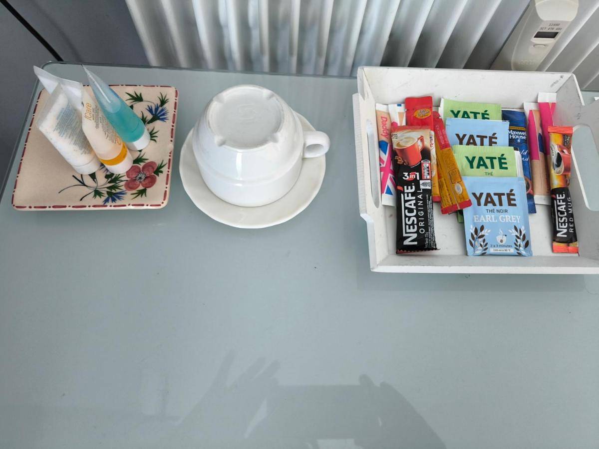 Appartement de vacances entier, Chambres privées in Vénissieux, Lyon et ses environs