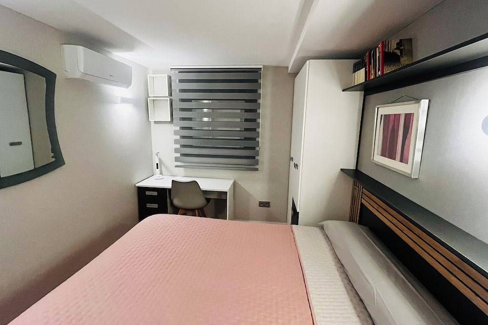 Entire apartment, Vista Alegre Hubu Loft in Burgos, Burgos Province