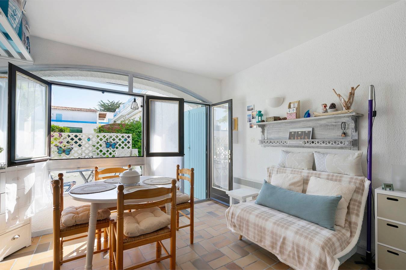 Ganzes Studio, Studio an der Corniche mit Gemeinschaftspool, privater Terrasse und gemeinsamem Garten in Saint-Palais-sur-Mer, Côte de Beauté