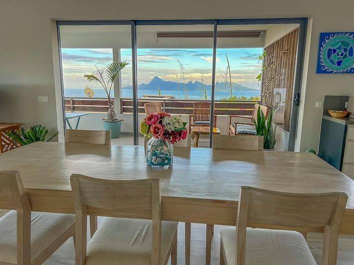 Appartement de vacances pour 4 personnes, avec terrasse et vue