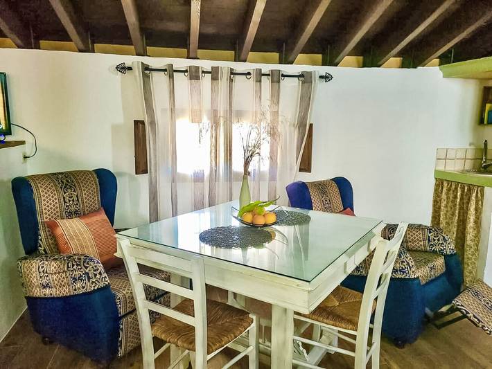 Apartamento entero, Schöne Ferienwohnung in Iznájar mit Garten, Terrasse und Grill in Fuentes de Cesna, Algarinejo