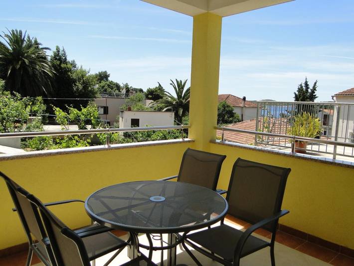 Appartement entier, Wohnung "Niva 1" mit Blick auf das Wasser in Art, Rogoznica