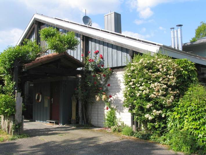 Ferienhaus für 6 Personen, mit Terrasse und Seeblick sowie Ausblick