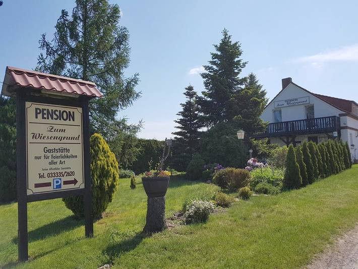 Ferienwohnung für 2 Personen, mit Terrasse und Garten sowie Pool und Sauna in Angermünde - 3