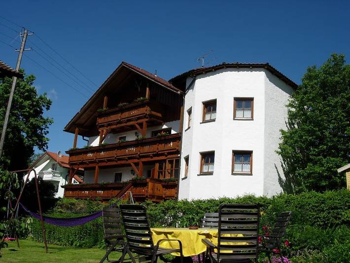 Ferienwohnung für 4 Personen, mit Balkon/Terrasse und Terrasse sowie Garten in Haidmühle - 3