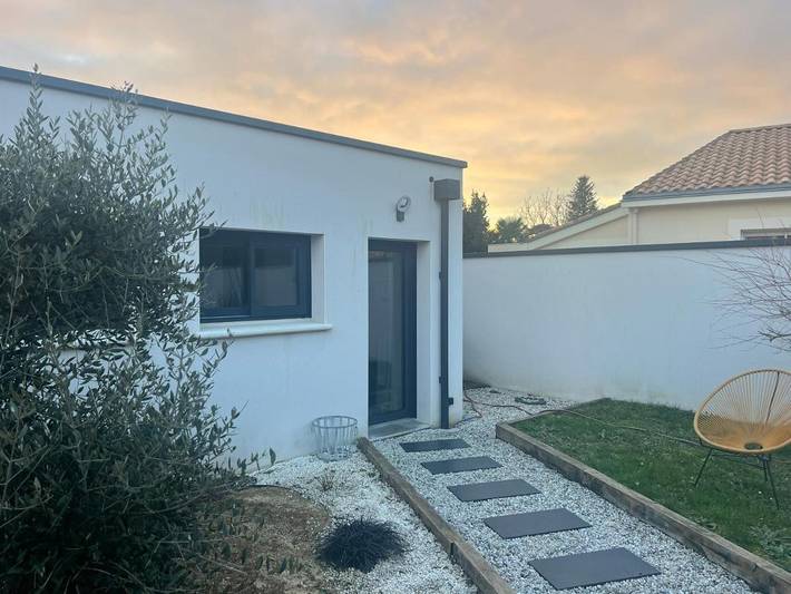 Gîte pour 2 personnes, avec jardin et terrasse dans Lac de Grand-Lieu - 4