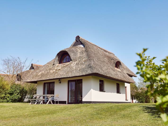 Ferienhaus für 6 Personen, mit Sauna und Terrasse sowie Pool, mit Haustier in Krakow am See