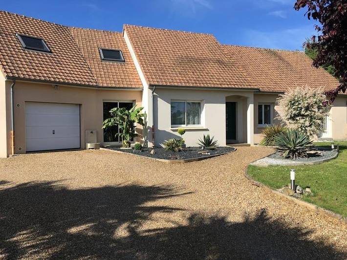 Villa pour 8 personnes, avec Terrasse et Jardin ainsi que Piscine et Vue