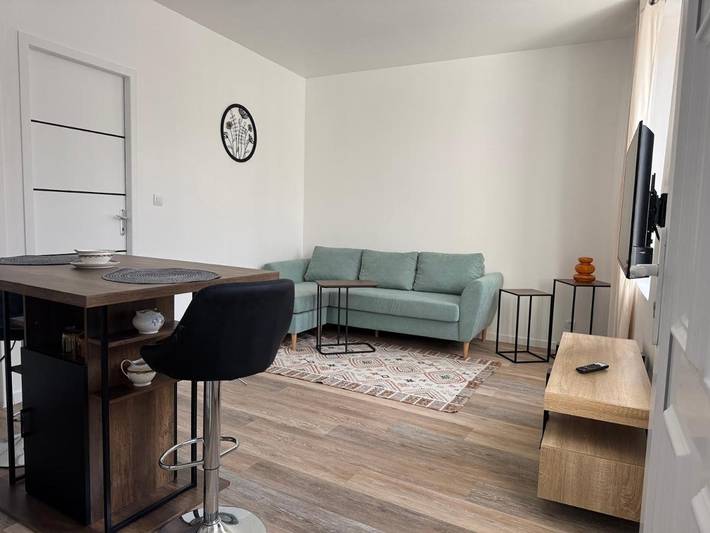 Gîte pour 2 personnes, avec vue à Villeneuve-sur-Bellot