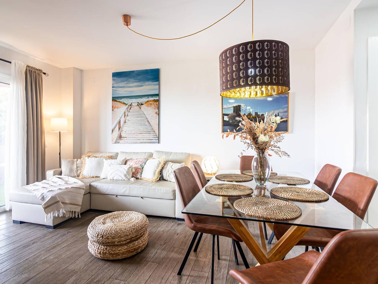 Entire apartment, Cozy Apartment in Central Málaga, Close to Sancha Beach in Málaga Central District, Malaga