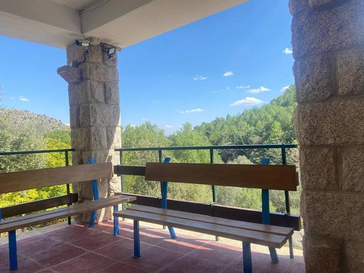 Casa rural para 7 personas, con jardín además de vistas y piscina, Se admiten mascotas en Sierra de Guadarrama - 4