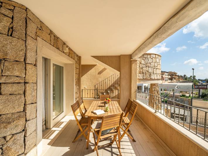 Ferienwohnung für 6 Personen, mit Balkon und Terrasse in Villasimius