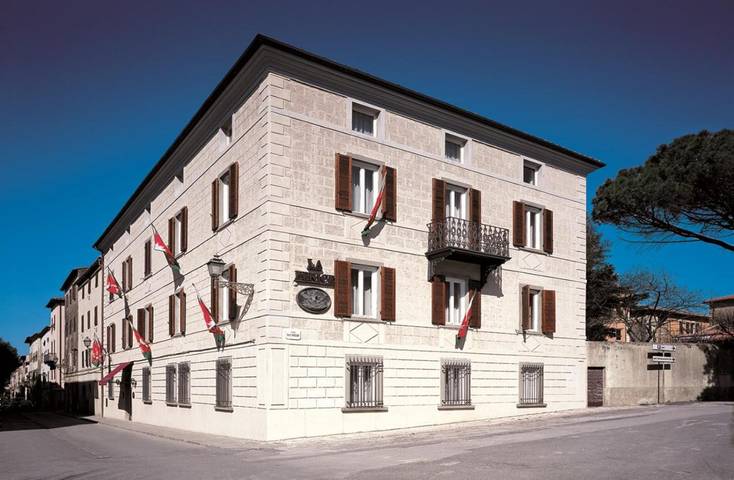 Residence per 4 persone, con panorama e giardino nonché piscina - 1