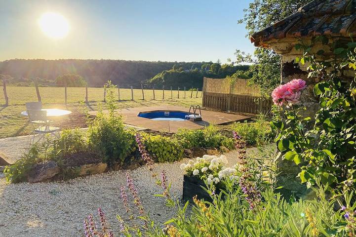 Gîte pour 2 personnes, avec jardin et terrasse à Rouffignac-Saint-Cernin-de-Reilhac - 4