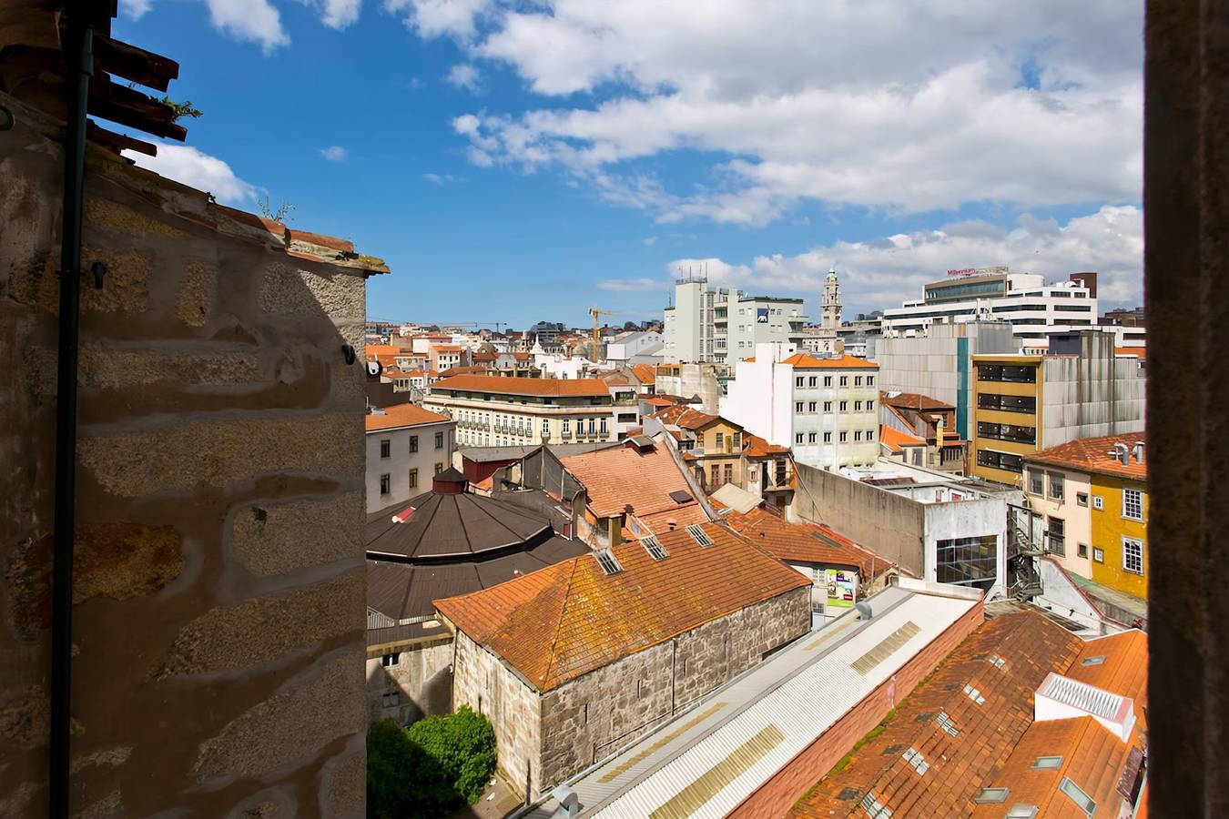 Apartamento inteiro, Guestready - Climbing Loft in Santo Ildefonso, Porto