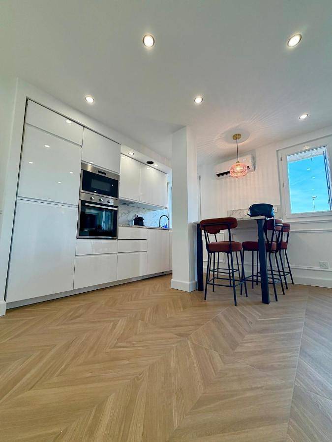 Appartement entier, Appartement avec jardin - Front de mer St Laurent-du-Var in Saint-Laurent-du-Var, Côte méditerranéenne (France)