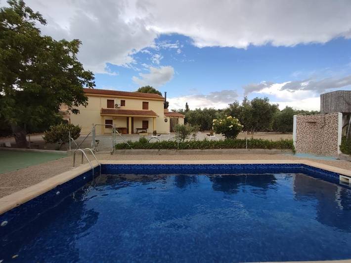 Casa rural para 13 personas, con Terraza y Jardín además de Piscina y Vistas en Pozo Alcón - 2