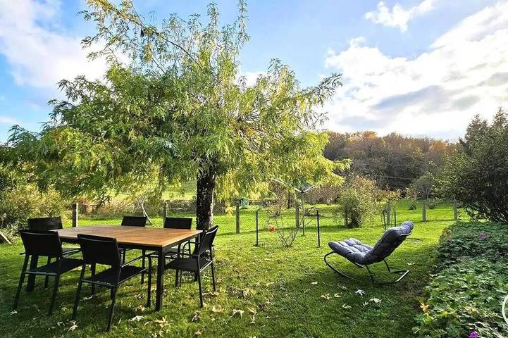 Location de vacances pour 2 personnes, avec Terrasse dans Darazac