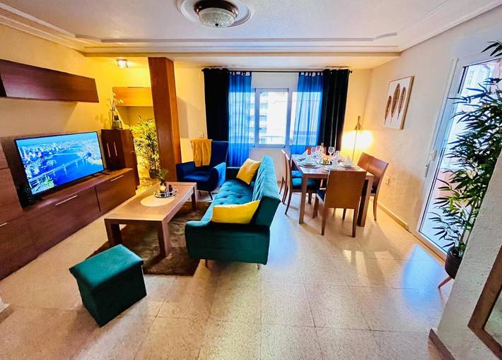 Apartamento de vacaciones para 7 personas, con vistas y balcón - 1